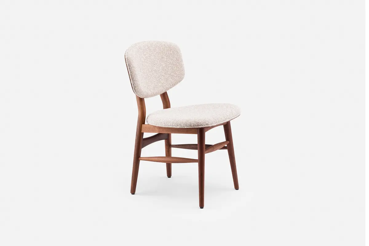 Butterfly Chair 1