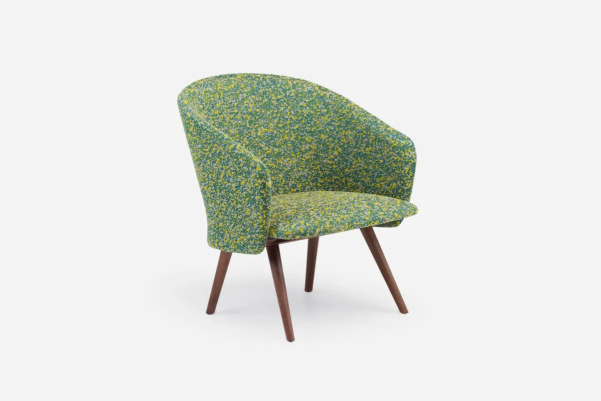 Saia Lounge Chair 1