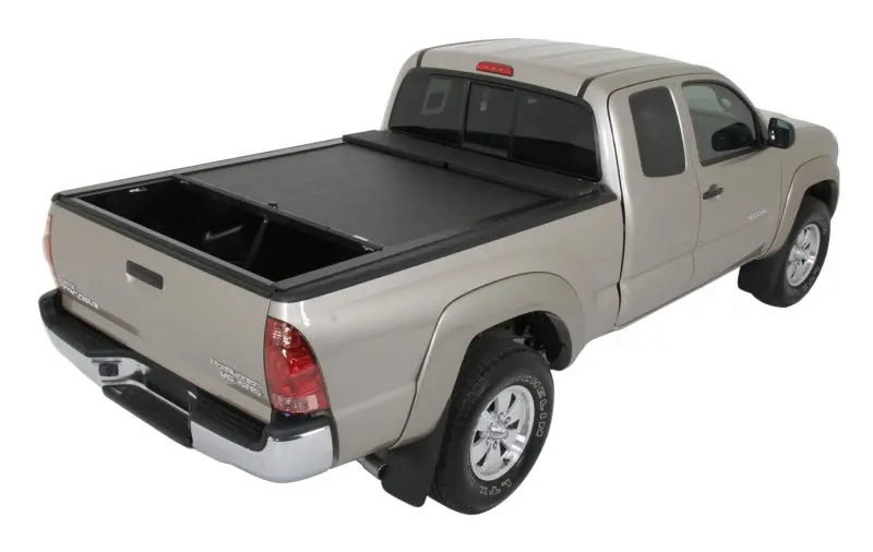 Roll-N-Lock M-Series Soft Retractable Tonneau Cover 6' Fits 2005-15 Tacoma Regular/Access Cab 1