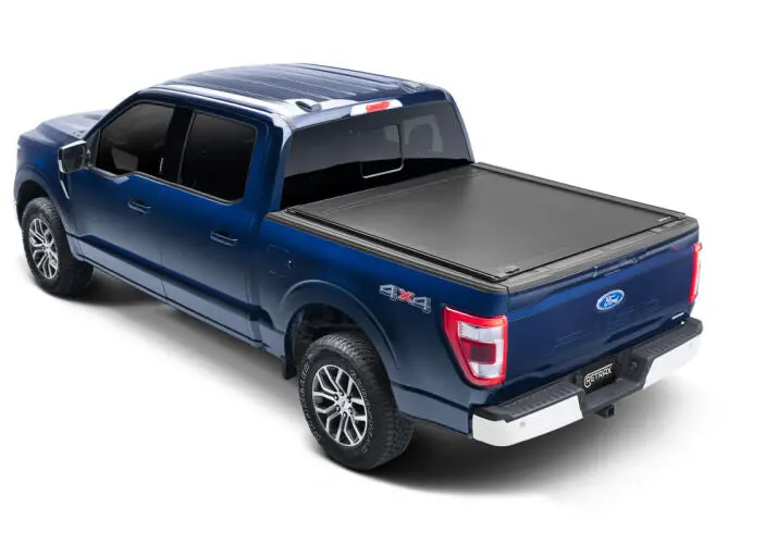 Retrax Hard Manual Retractable Tonneau Cover 4.5 Ft Fits 2022-26 Ford Maverick 1