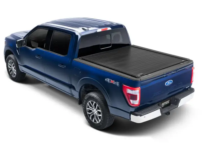 Retrax Hard Manual Retractable Tonneau Cover 4.5 Ft Fits 2022-26 Ford Maverick 1