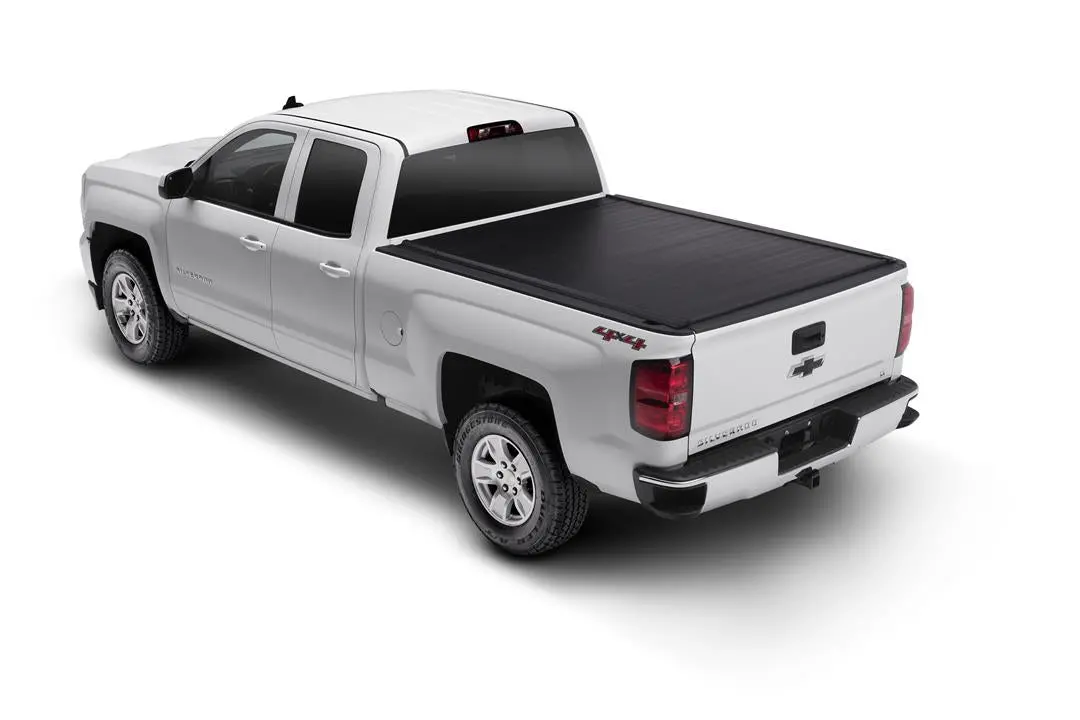 Retrax Hard Manual Retractable Tonneau Cover Black Matte 5.5 Ft Fits 2015-23 Ford F-150 1