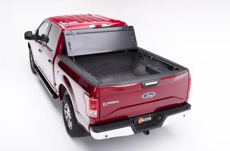 Bakflip F1 Hard Manual Retractable Tonneau Cover 5'7" Fits 2021-25 Ford F-150/F-150 (Includes Lighting) 1