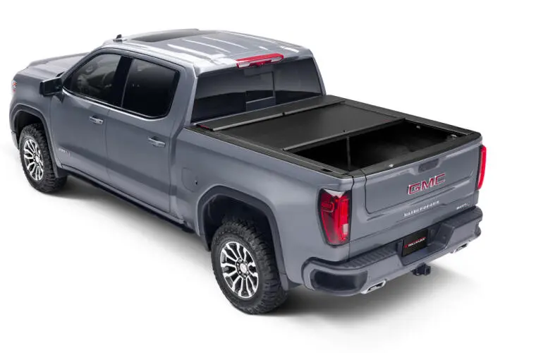 Roll-N-Lock Trifecta Signature 2.0 Hard Manual Retractable Tonneau Cover 67.1 In. Fits 2015-2022 Chevrolet Colorado,Gmc Canyon 2