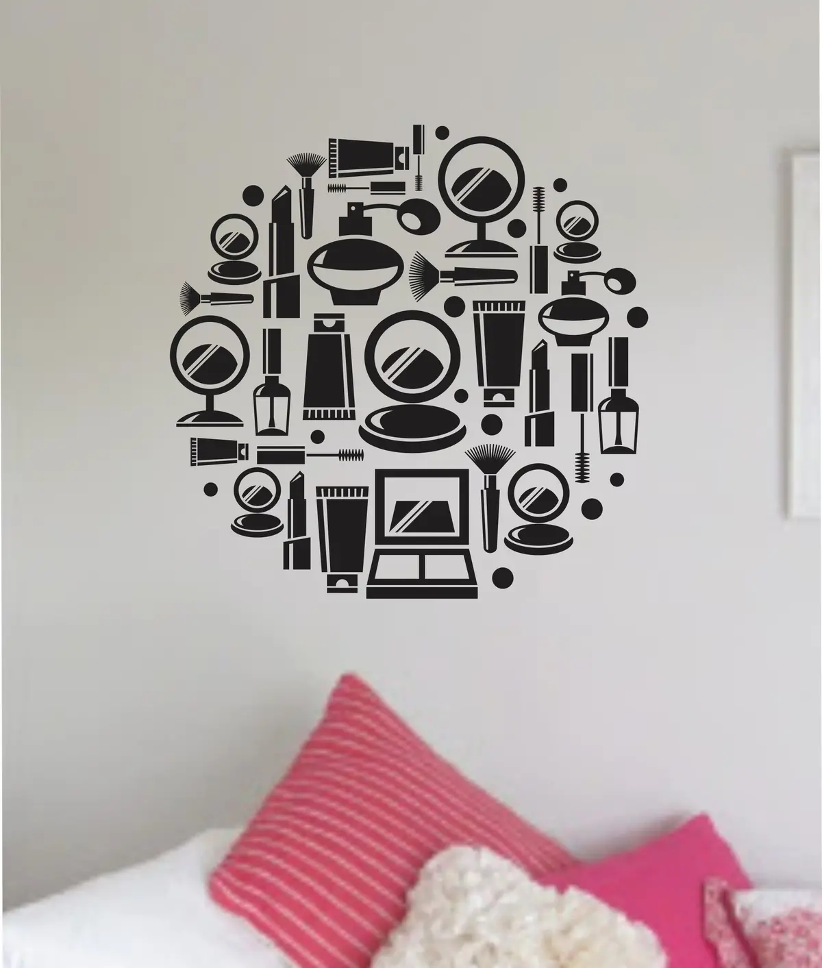 Makeup Circle Beautiful Wall Decal Sticker Vinyl Home Decor Art Eyelashes Brows Lashes Cosmetics Beauty Salon Lips Girls Lipstick 1