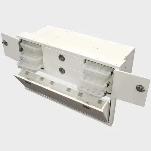**Scratch & Dent** Sportsman Boats – Sportsman Boat Open 302 Starboard White Tackle Station 103045 ( W/ Cosmetic Damage) – 16.2 / 03825R 1